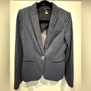 Tommy Hilfiger new without tags jacket.